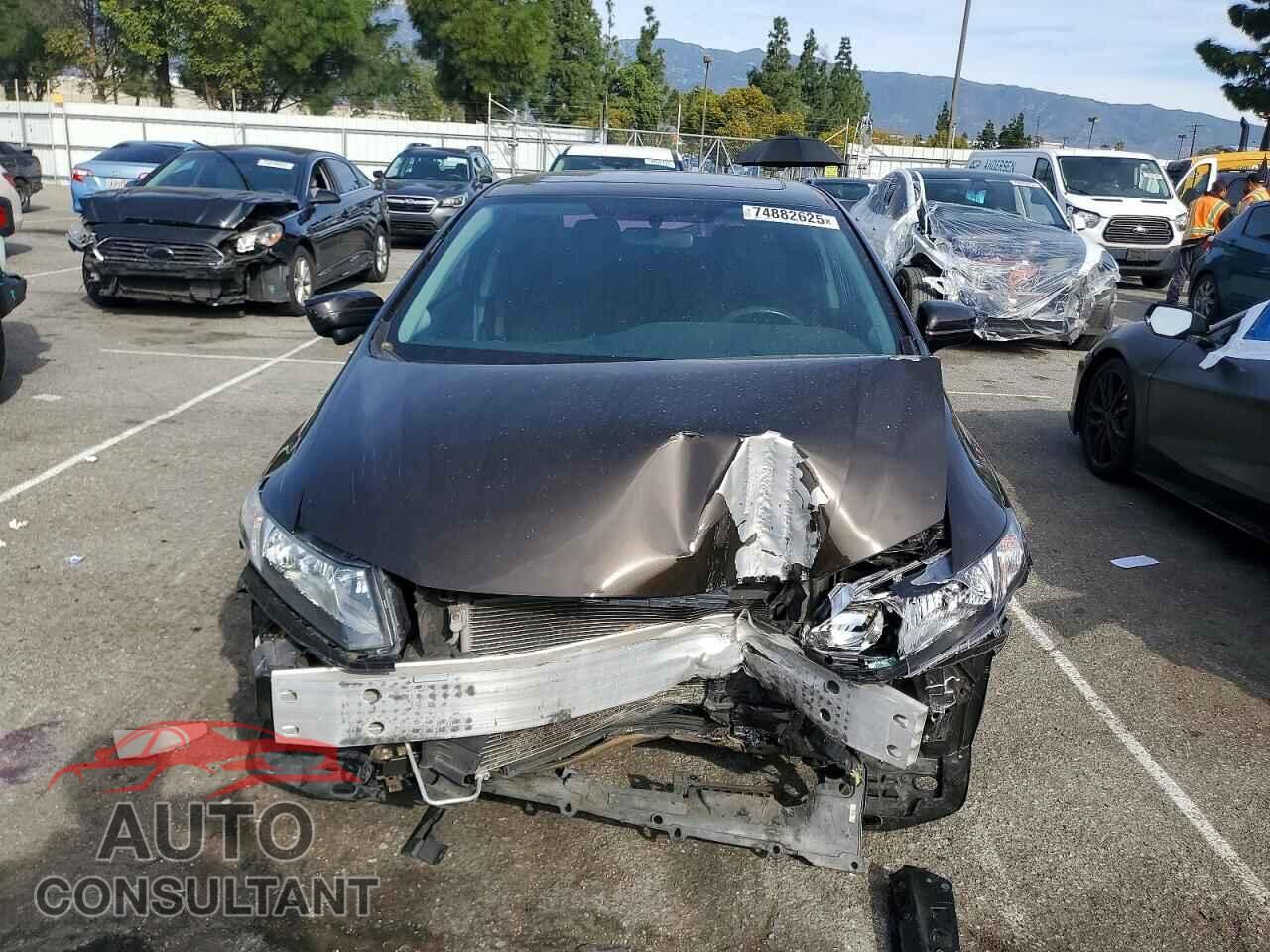 HONDA CIVIC 2014 - 2HGFB2F83EH557762