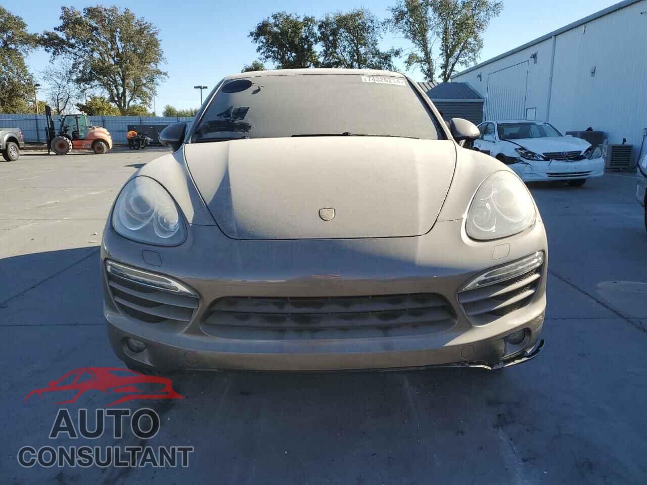 PORSCHE CAYENNE 2012 - WP1AA2A25CLA01059