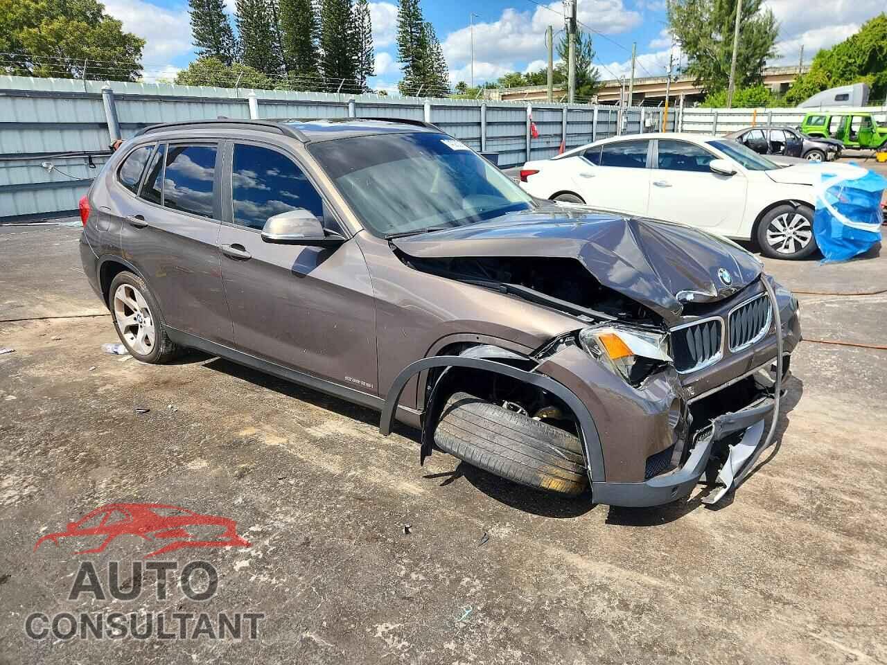 BMW X1 2013 - WBAVM1C50DVW42344