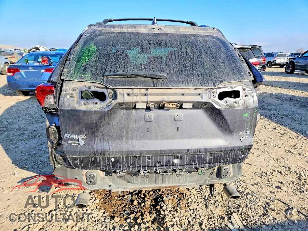 TOYOTA RAV4 2020 - JTMP1RFV2LJ037133