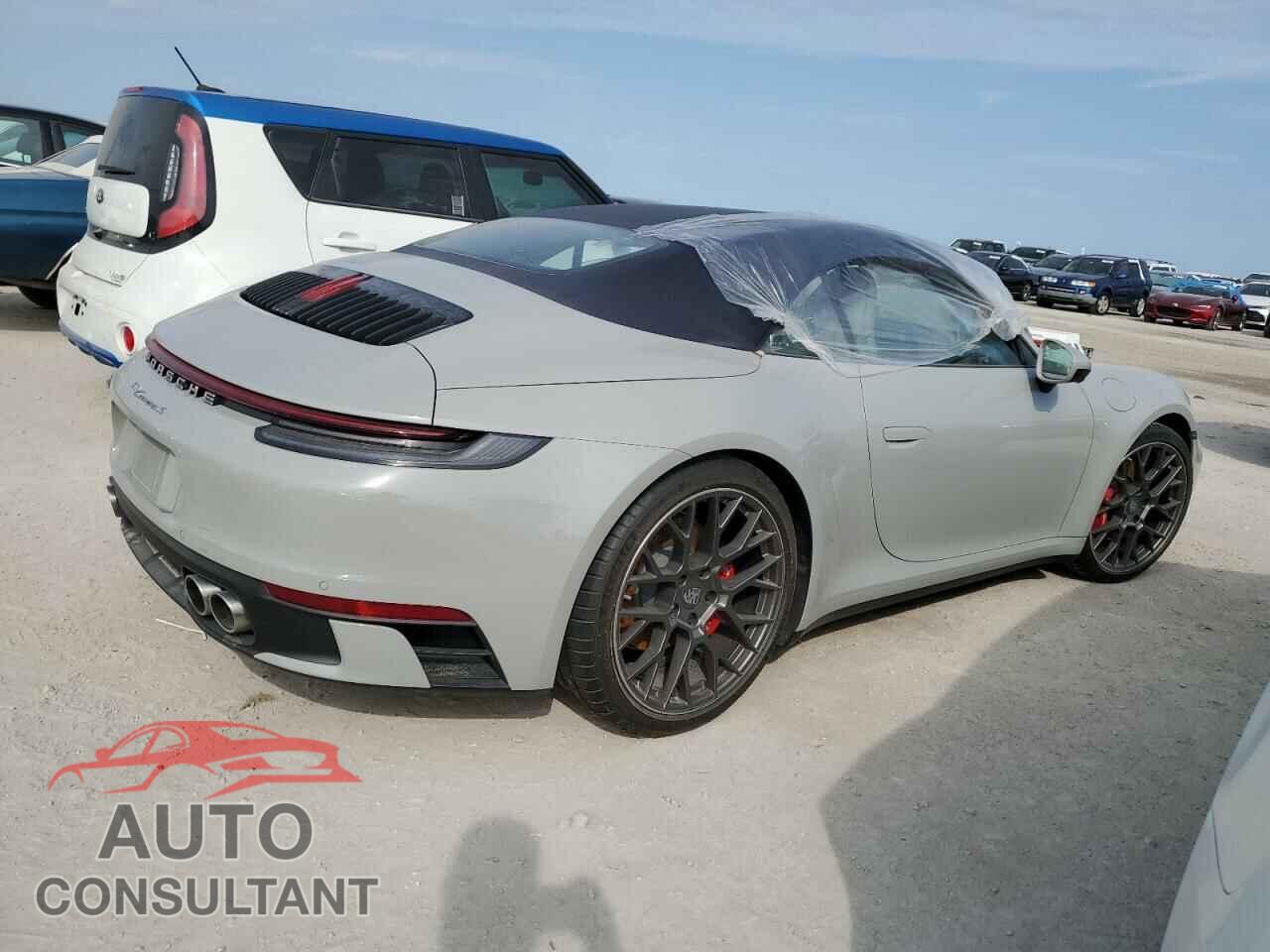 PORSCHE 911 2022 - WP0CB2A9XNS245285