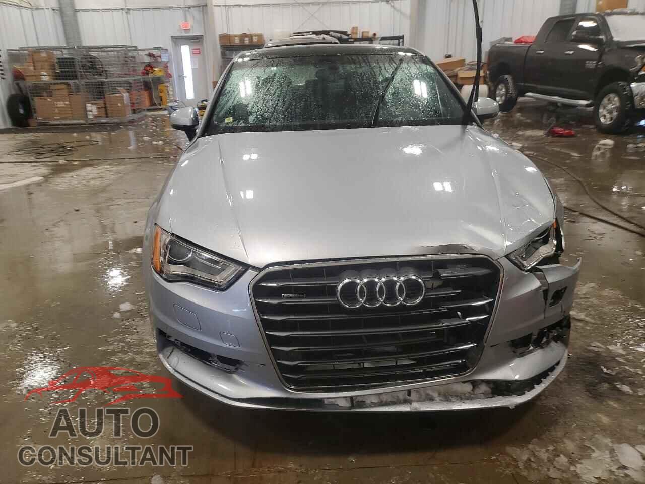 AUDI A3 2015 - WAUEFGFF9F1033426