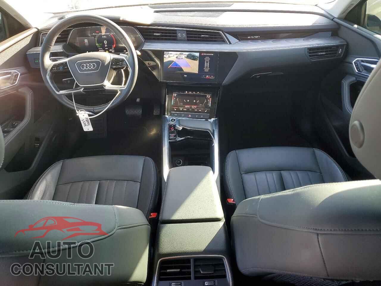 AUDI E-TRON 2021 - WA11AAGE8MB007436