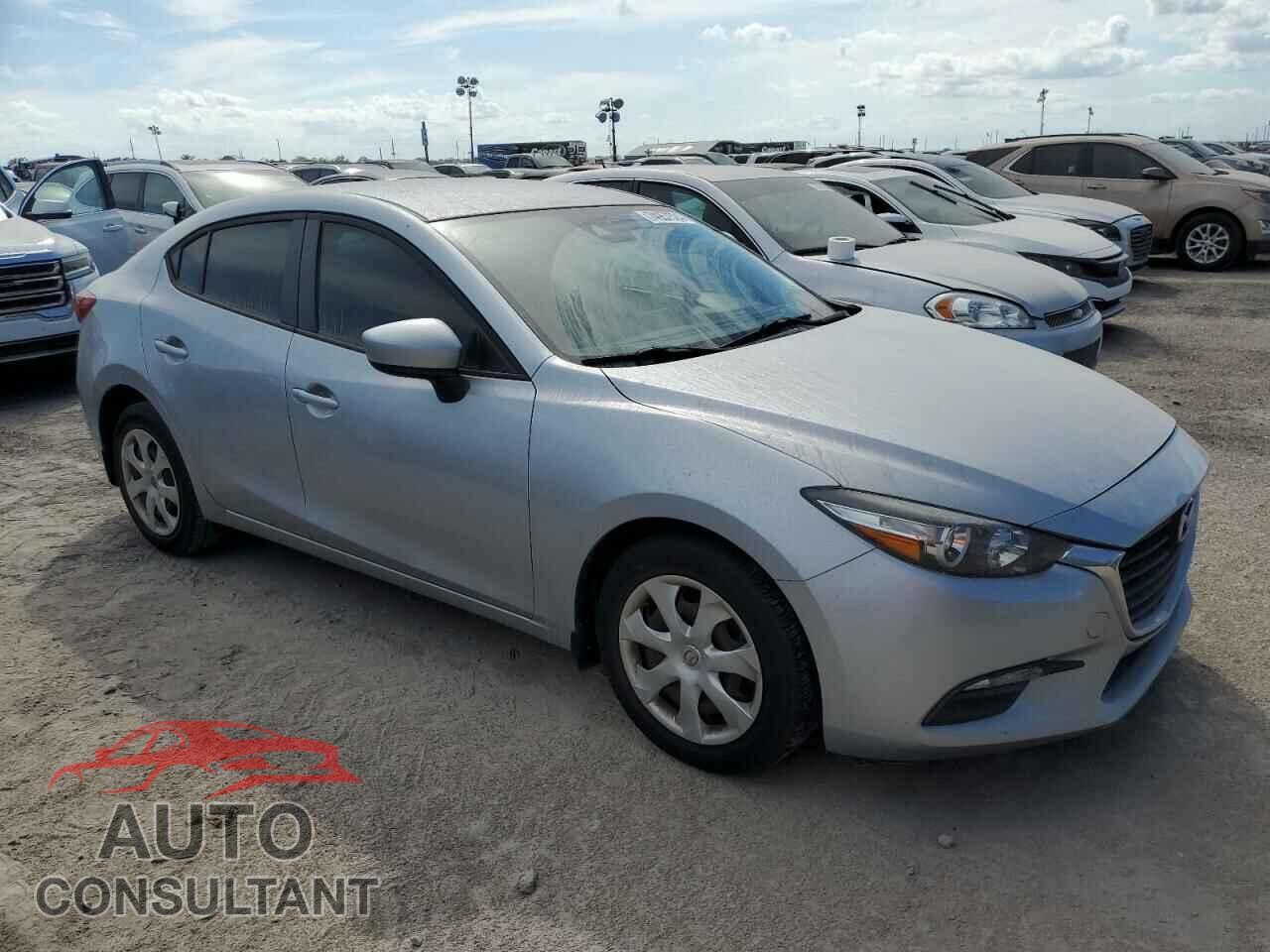 MAZDA 3 2018 - 3MZBN1U76JM218074