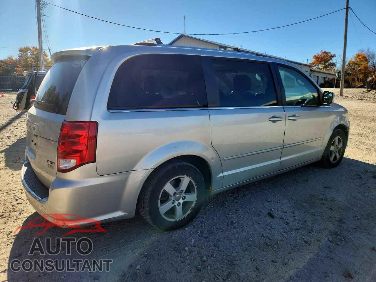 DODGE CARAVAN 2011 - 2D4RN5DG8BR763859