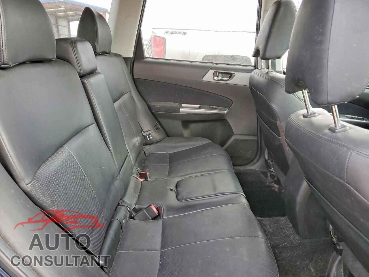 SUBARU FORESTER 2011 - JF2SHAEC2BH743842