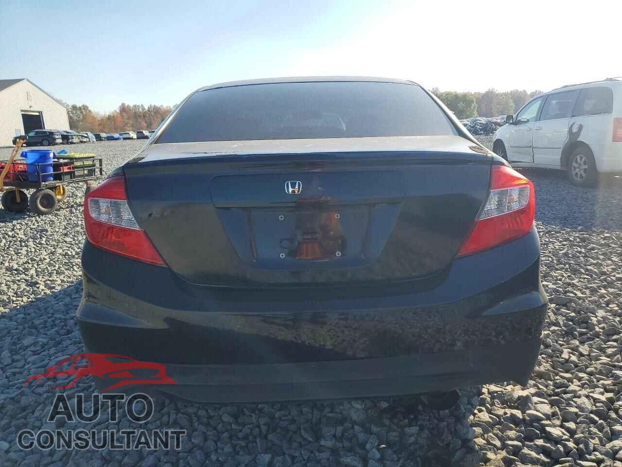 HONDA CIVIC 2012 - 2HGFB2F50CH611098