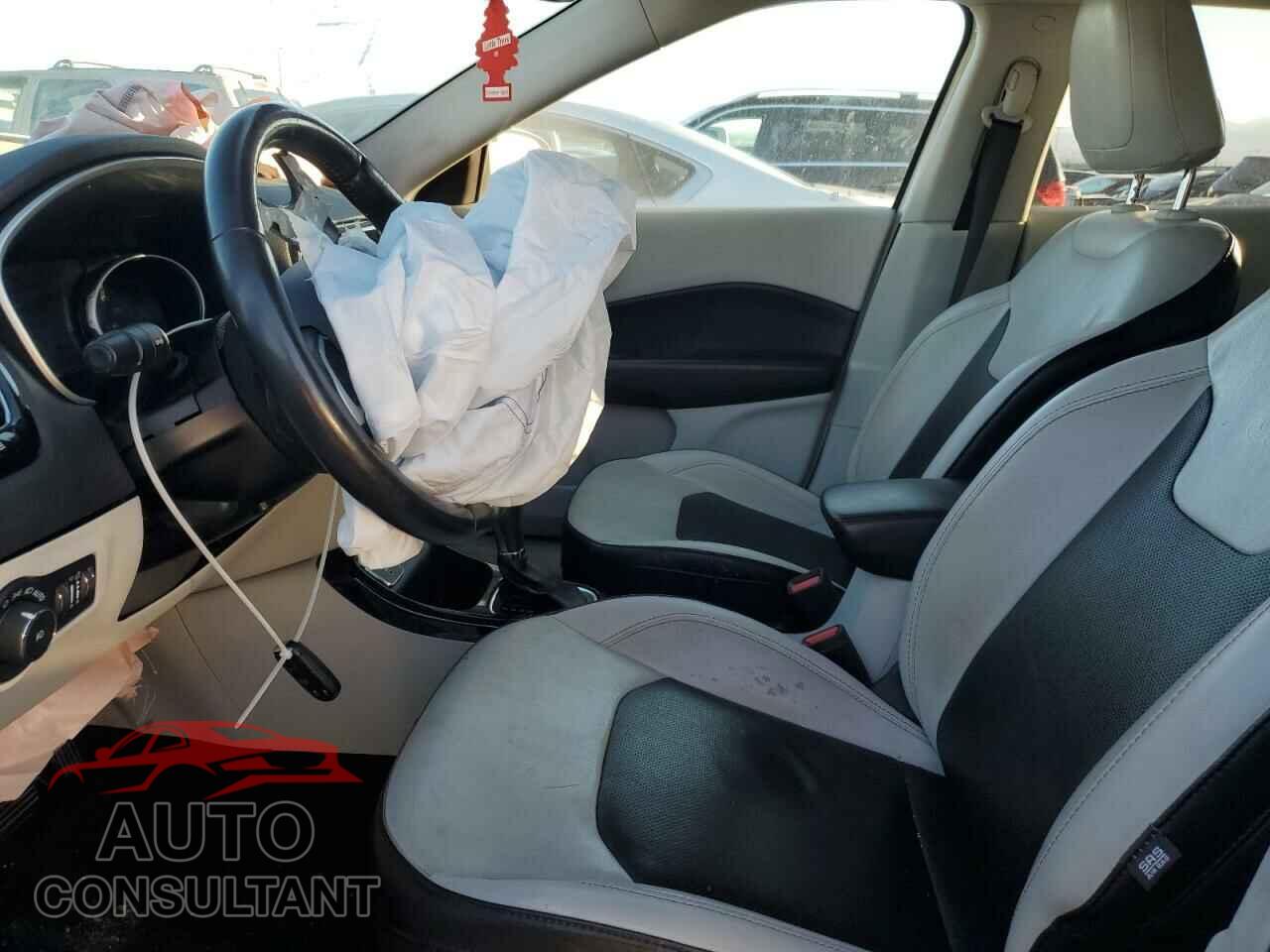 JEEP COMPASS 2021 - 3C4NJCCB1MT531394