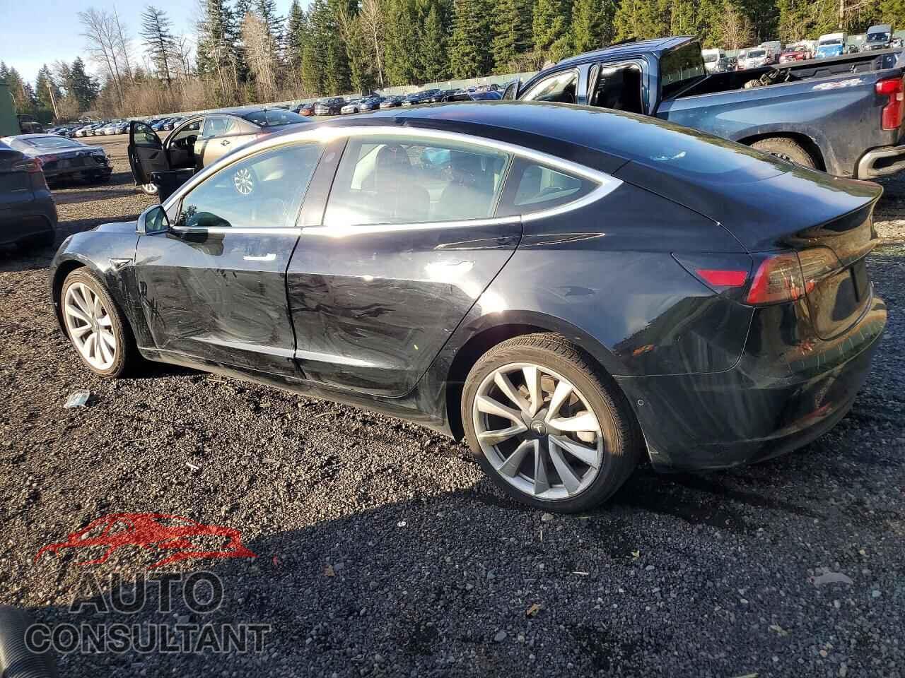 TESLA MODEL 3 2019 - 5YJ3E1EB2KF433659