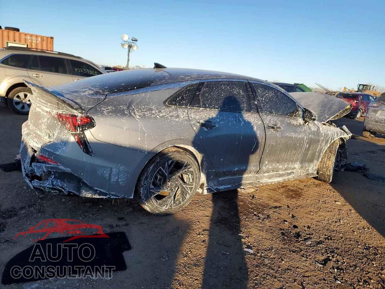 KIA K5 2025 - KNAG64J76S5290585