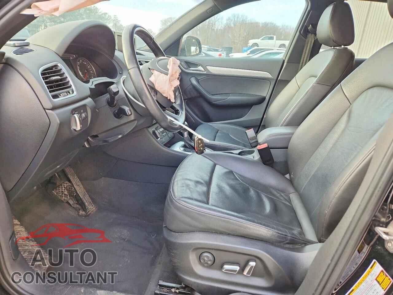 AUDI Q3 2016 - WA1GFCFS9GR024093