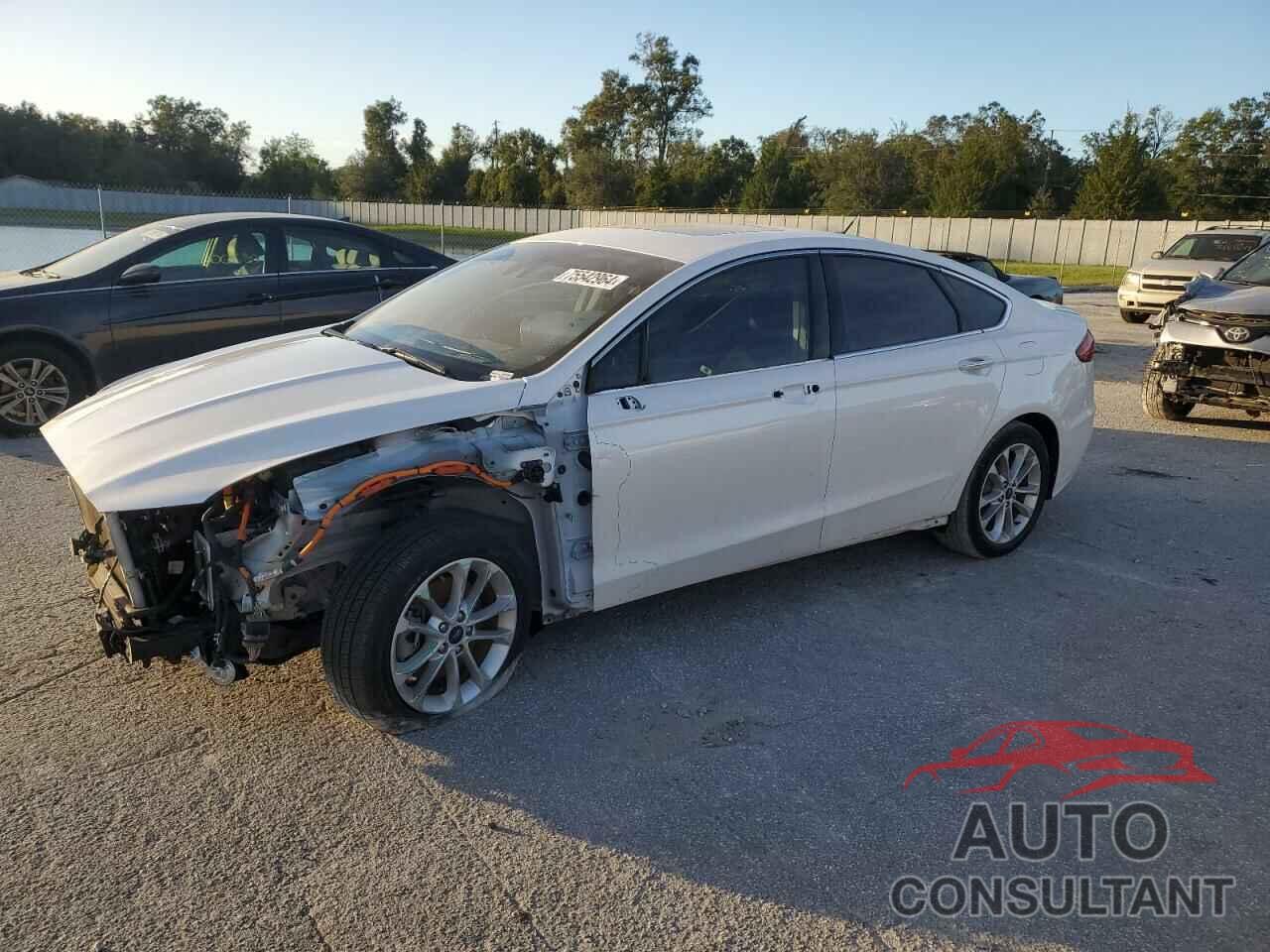 FORD FUSION 2019 - 3FA6P0SU9KR267409