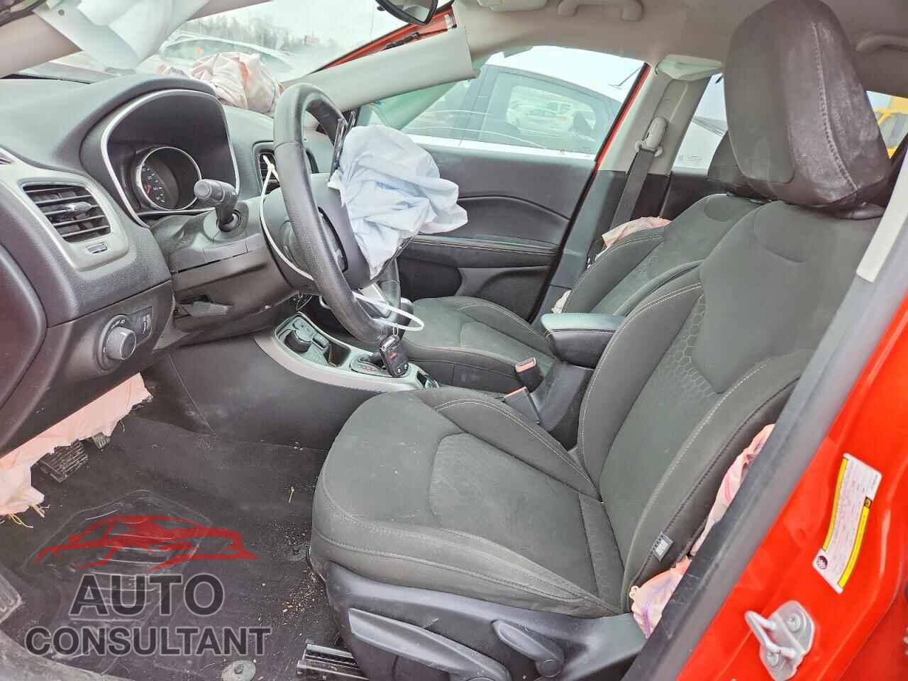 JEEP COMPASS 2017 - 3C4NJDAB4HT656498