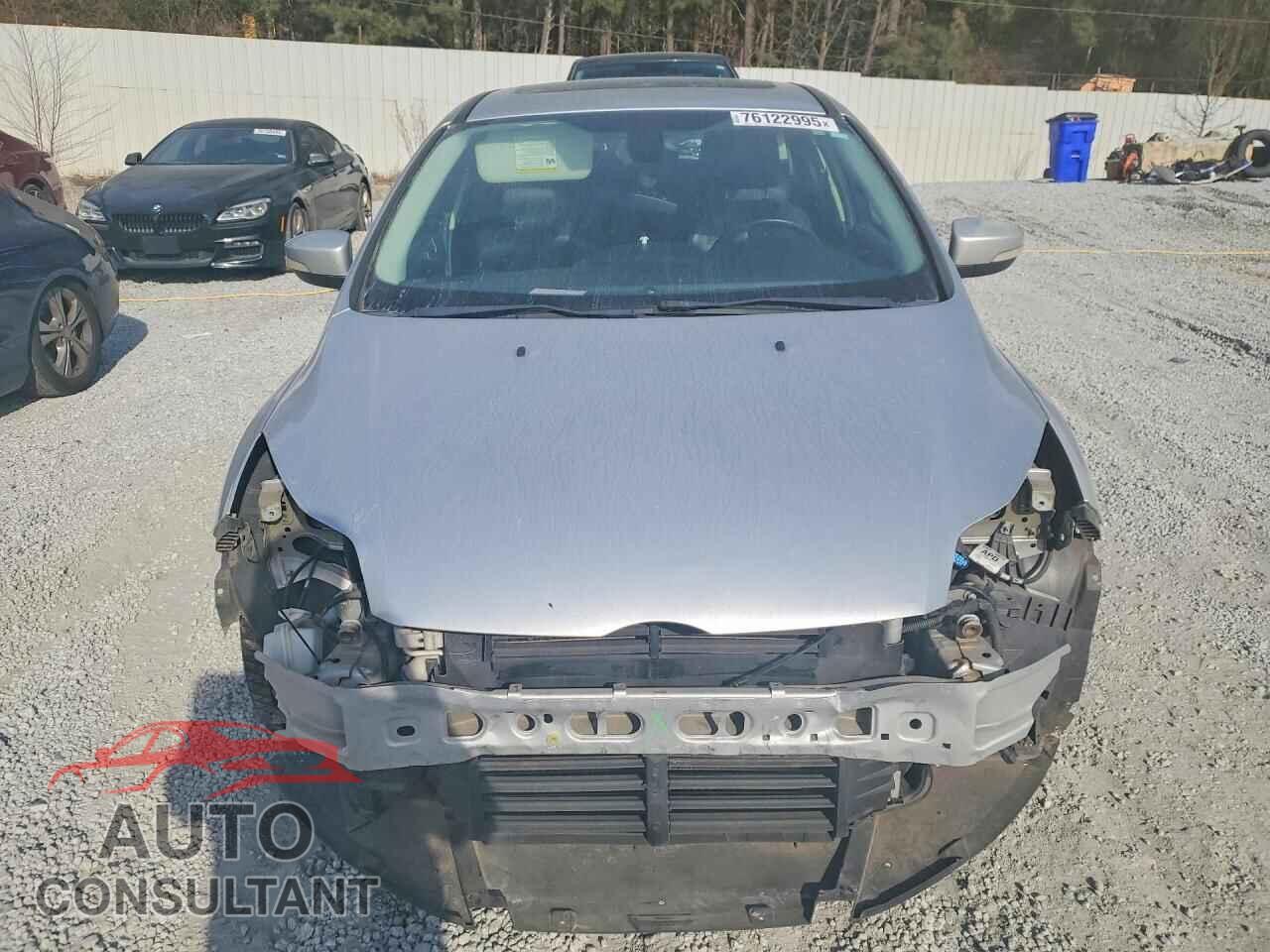 FORD FOCUS 2012 - 1FAHP3N20CL288105