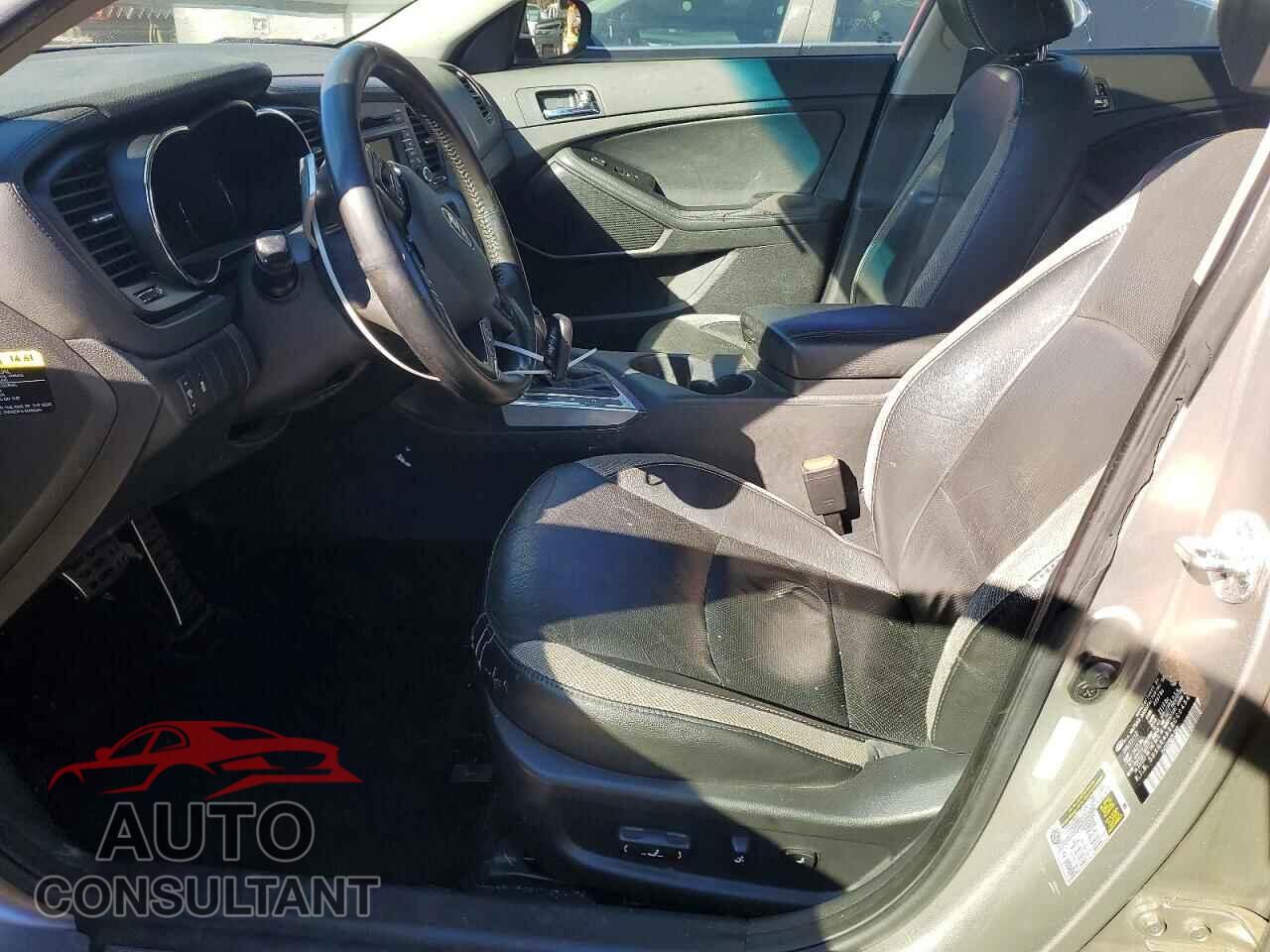 KIA OPTIMA 2012 - 5XXGR4A68CG045446