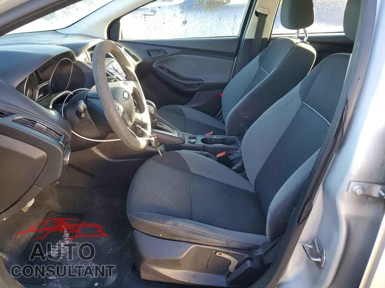 FORD FOCUS 2014 - 1FADP3E28EL445574