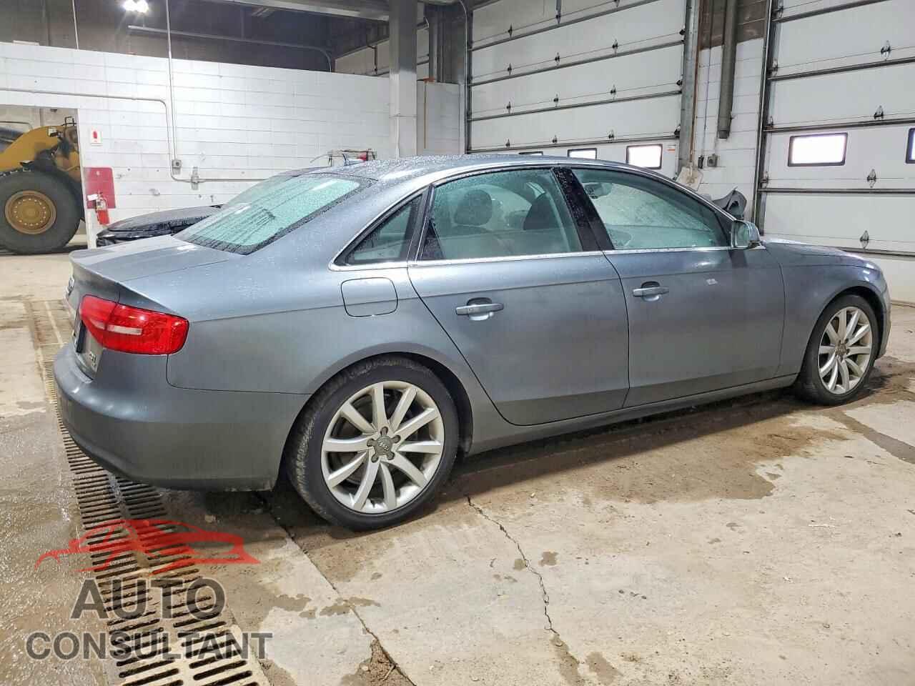 AUDI A4 2013 - WAUFFAFL5DN018063