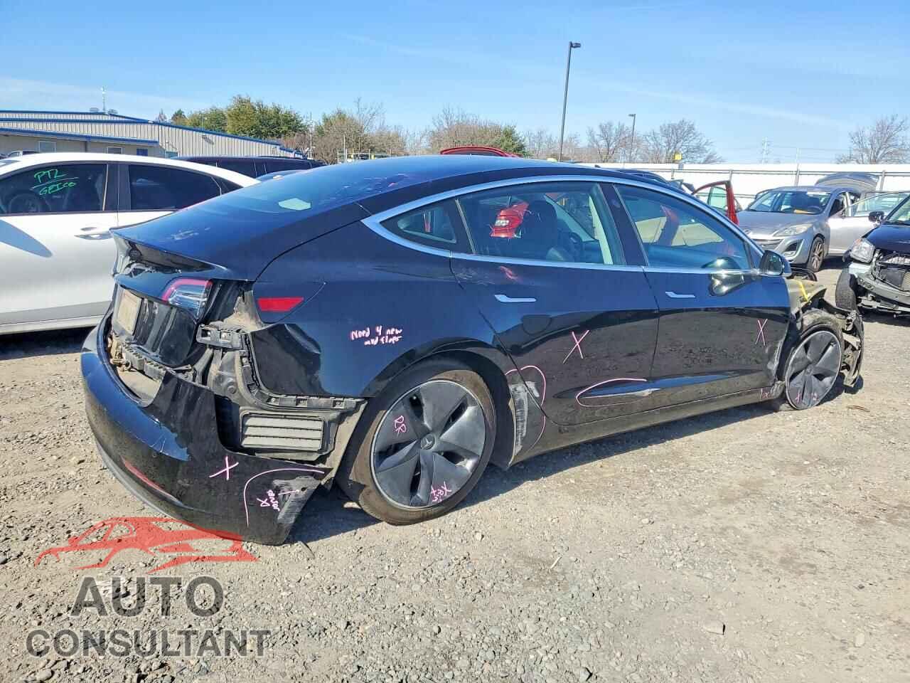 TESLA MODEL 3 2019 - 5YJ3E1EA0KF304973