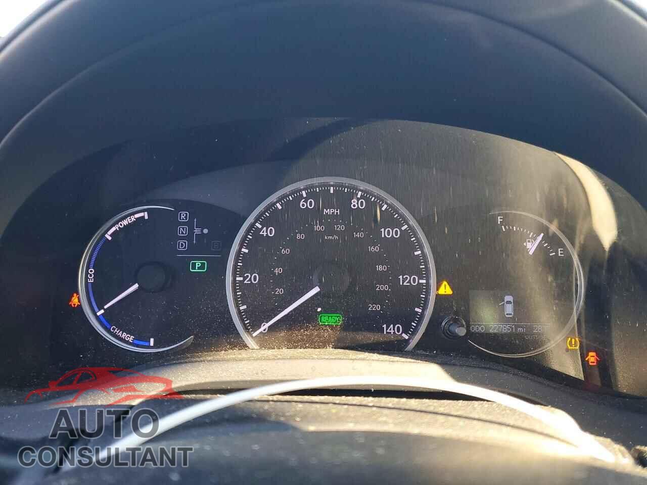 LEXUS CT 200 2012 - JTHKD5BH7C2090154