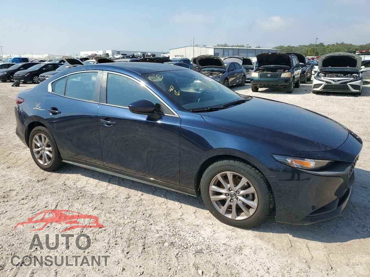 MAZDA 3 2019 - JM1BPABLXK1107118