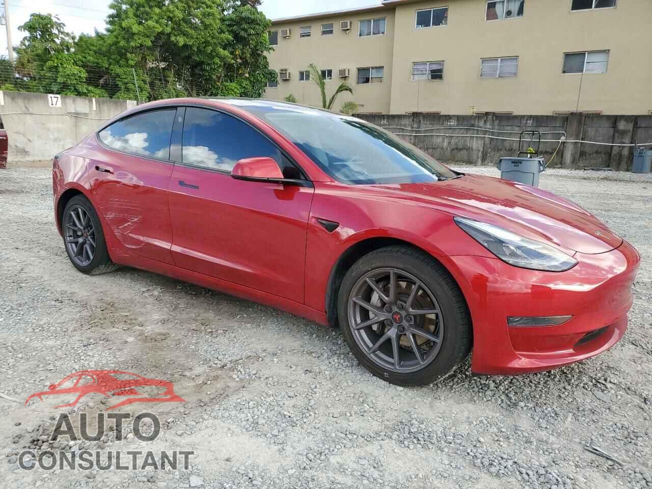 TESLA MODEL 3 2021 - 5YJ3E1EA2MF077773