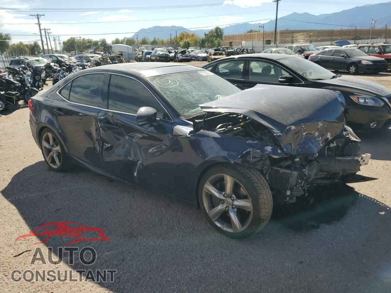 LEXUS IS 2014 - JTHCE1D2XE5000211