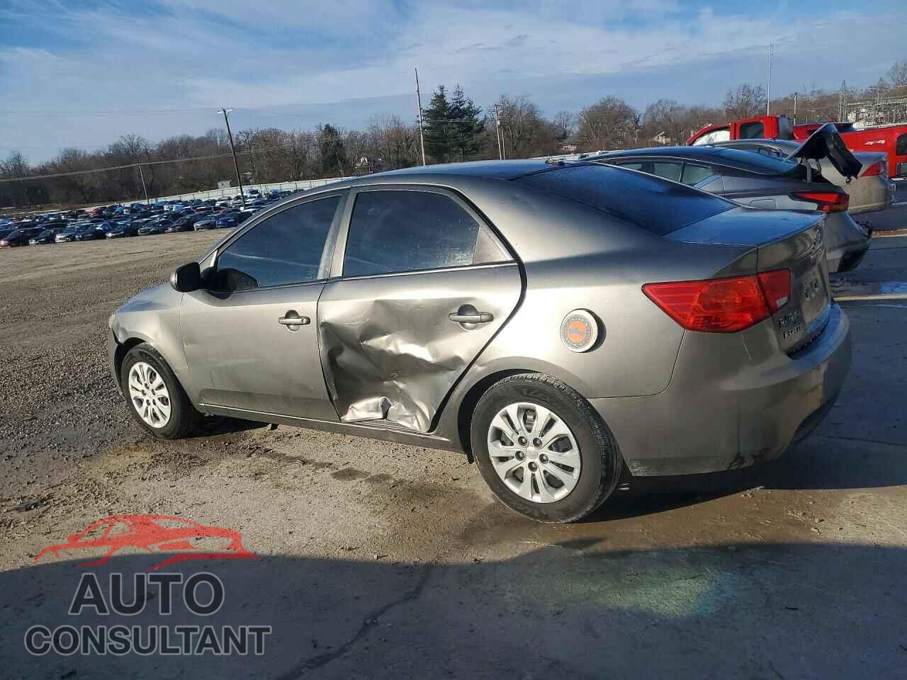 KIA FORTE 2011 - KNAFU4A23B5401826