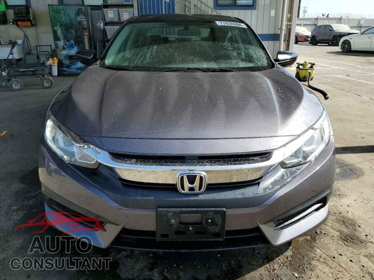 HONDA CIVIC 2017 - 2HGFC2F58HH557876