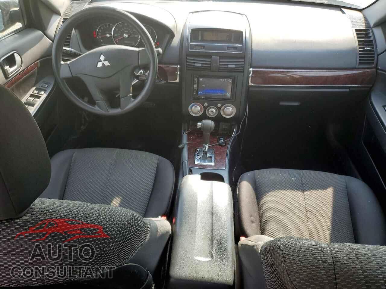 MITSUBISHI GALANT 2012 - 4A32B3FF3CE009652