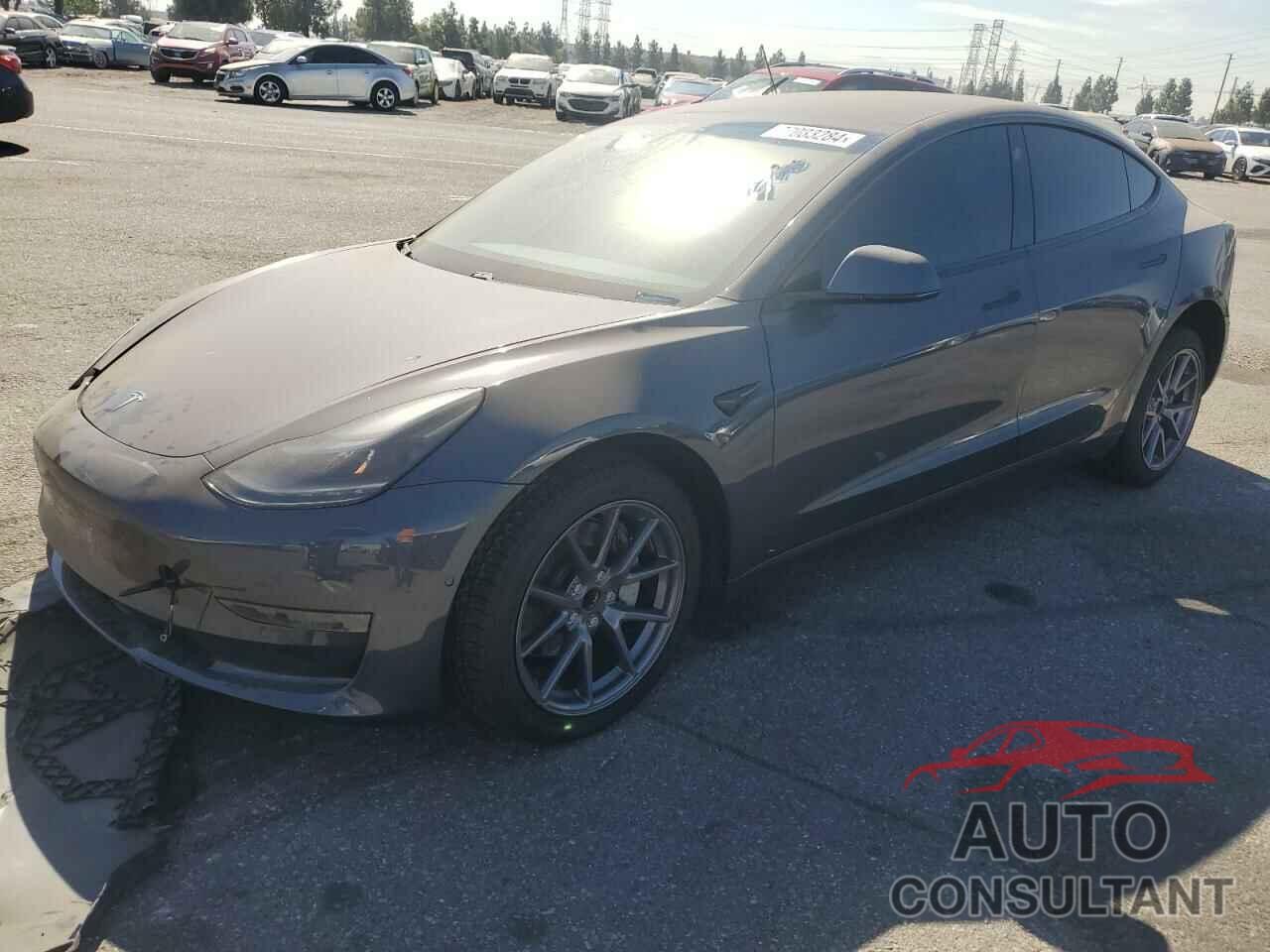 TESLA MODEL 3 2021 - 5YJ3E1EA5MF867570