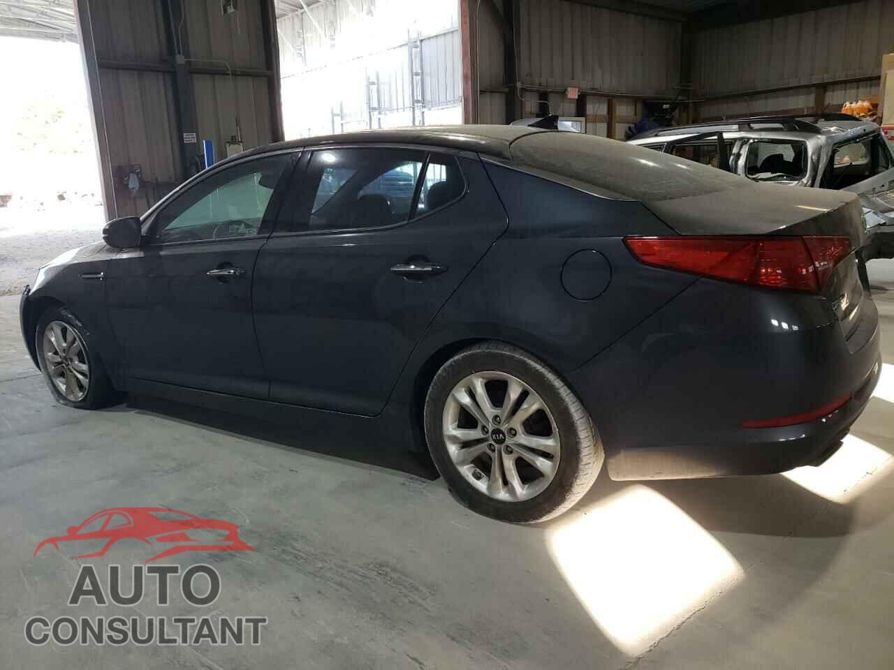 KIA OPTIMA 2011 - KNAGN4A79B5083319