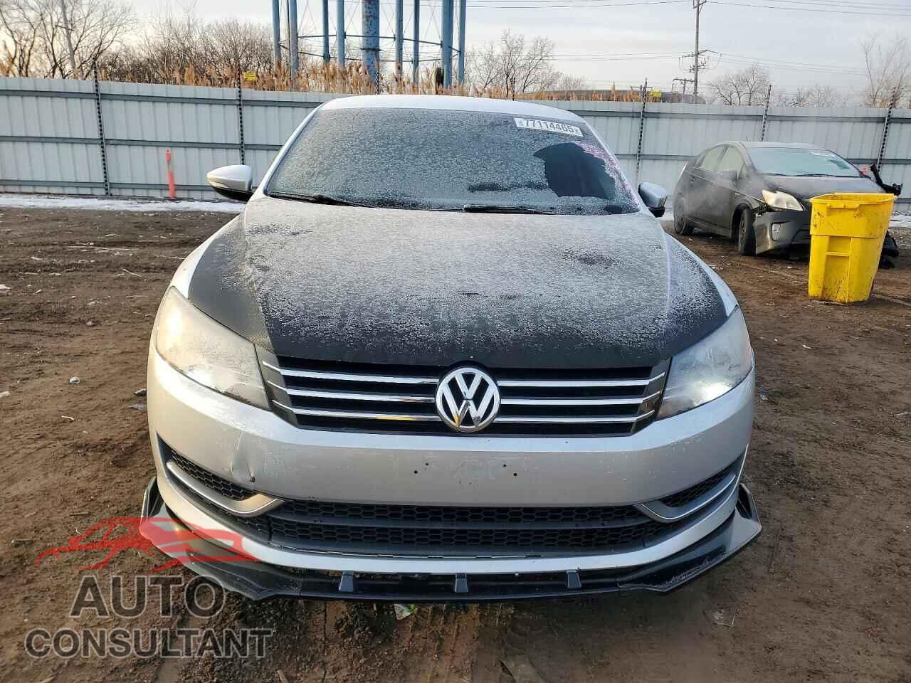 VOLKSWAGEN PASSAT 2012 - 1VWBP7A30CC074380