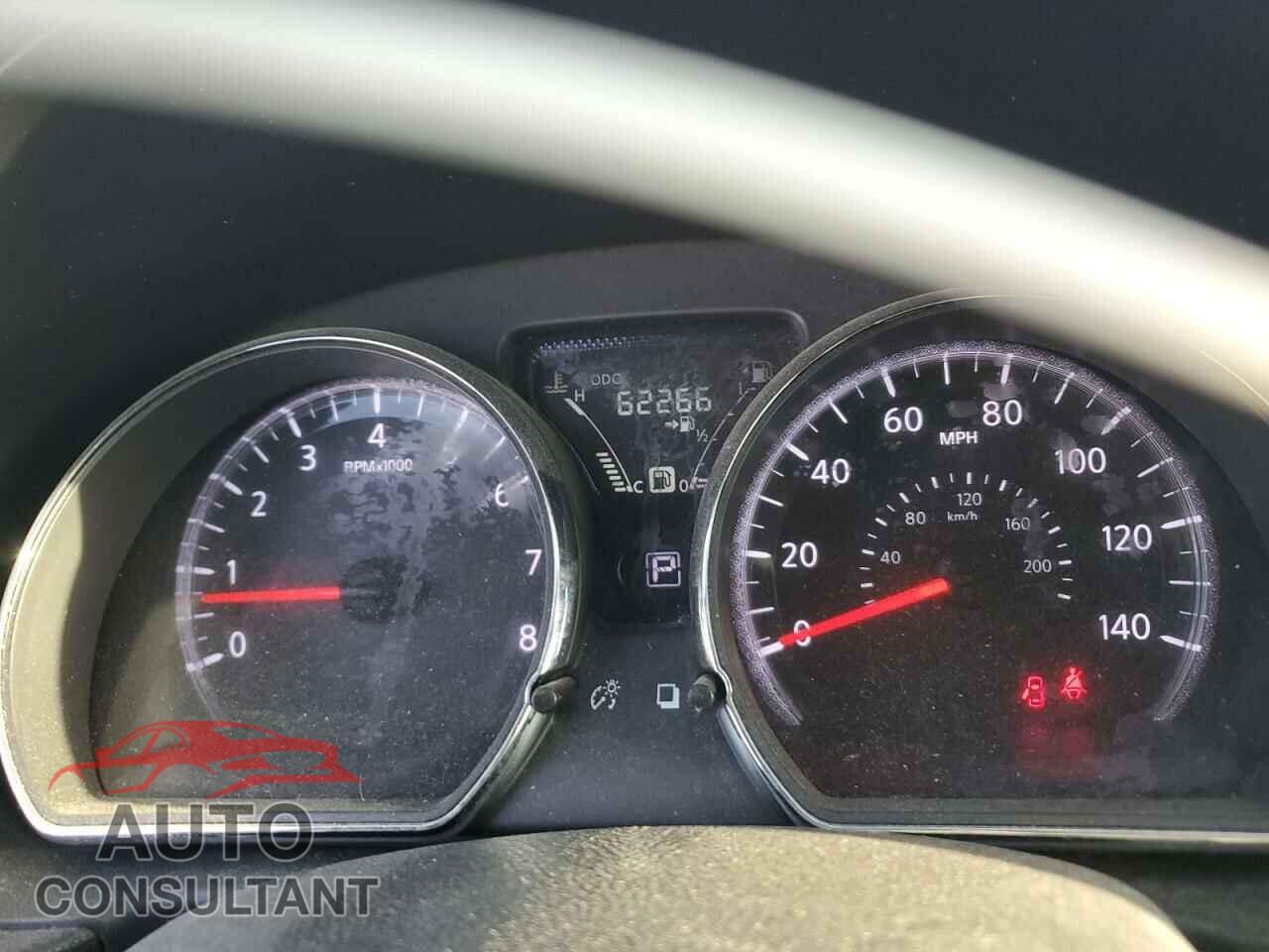 NISSAN VERSA 2018 - 3N1CN7AP6JL819038