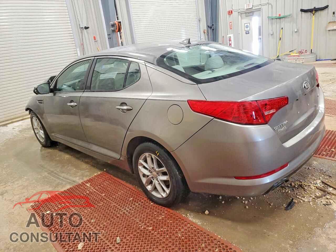 KIA OPTIMA 2013 - 5XXGM4A77DG167174