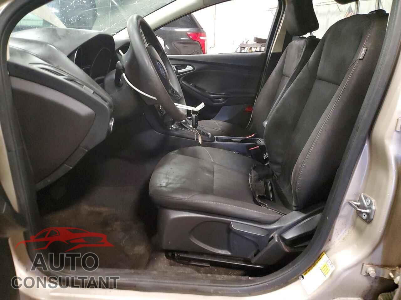 FORD FOCUS 2017 - 1FADP3F20HL291316