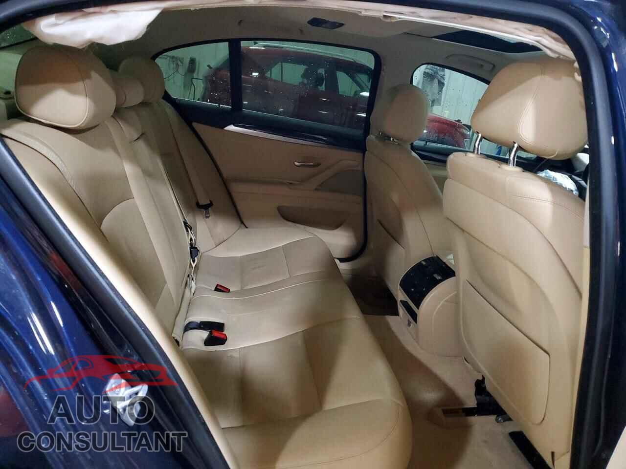 BMW 5 SERIES 2014 - WBA5B3C58ED536362