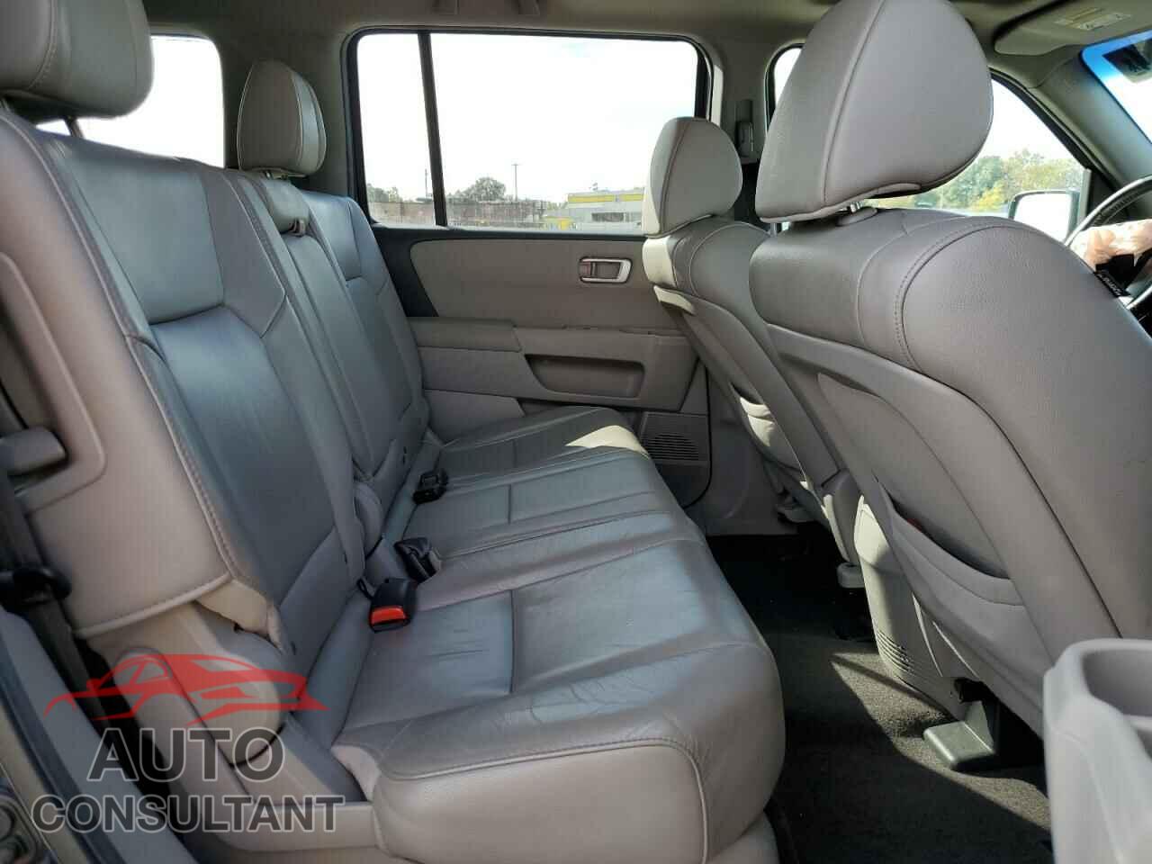 HONDA PILOT 2012 - 5FNYF4H71CB038384