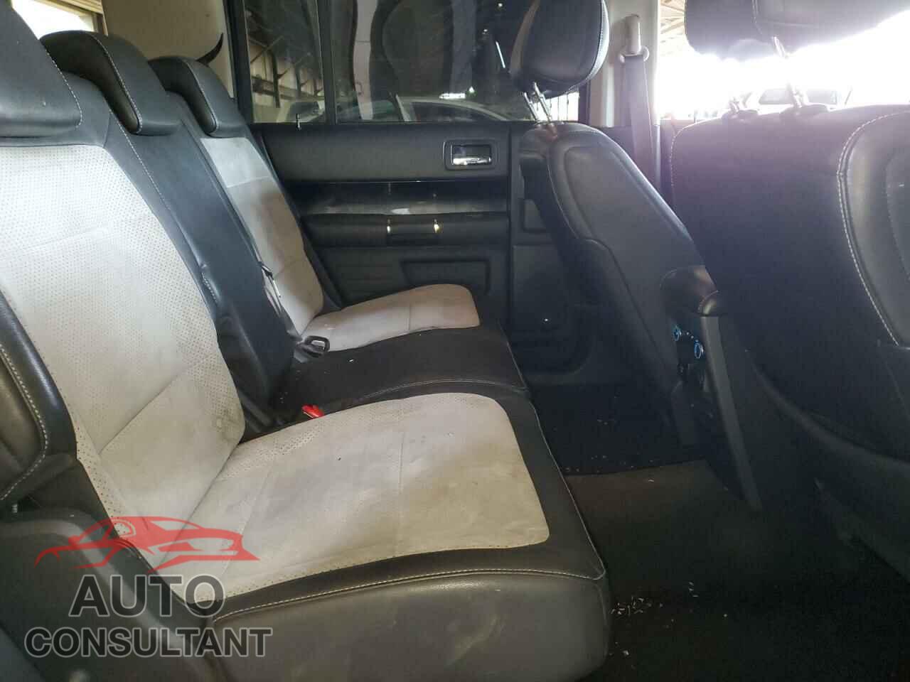 FORD FLEX 2011 - 2FMHK6DT2BBD25055