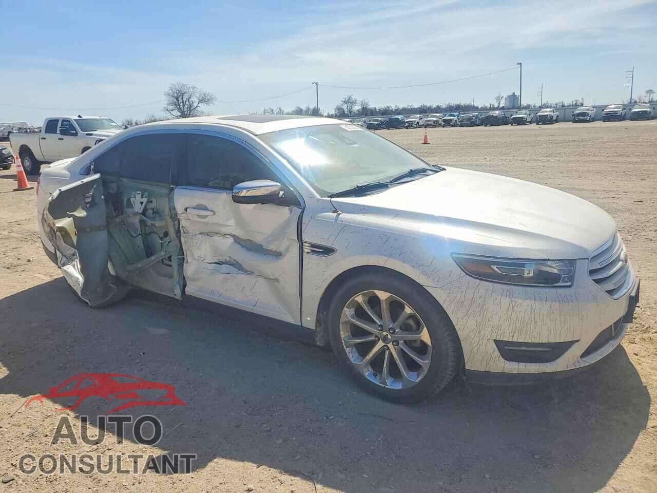 FORD TAURUS 2016 - 1FAHP2F83GG100737