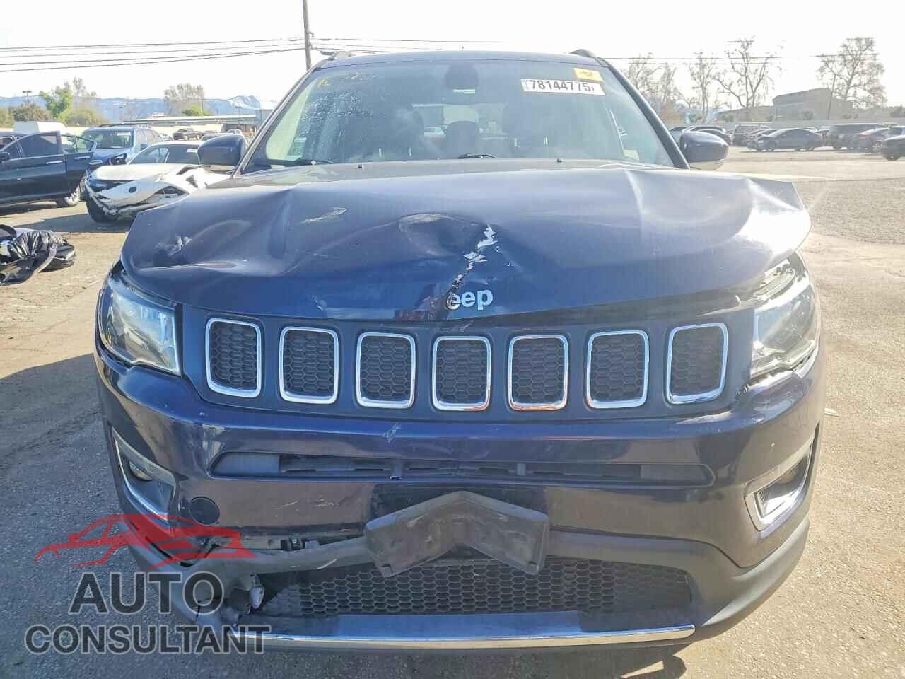 JEEP COMPASS 2019 - 3C4NJDCB3KT596007