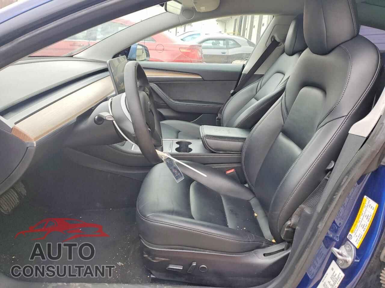 TESLA MODEL 3 2021 - 5YJ3E1EA9MF086714