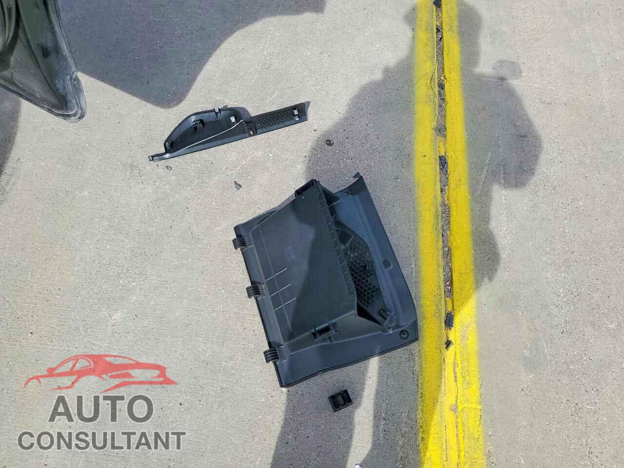 FORD ESCAPE 2020 - 1FMCU0DZ8LUA75340