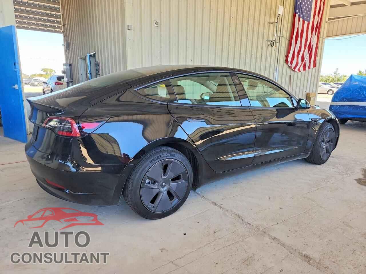 TESLA MODEL 3 2022 - 5YJ3E1EA6NF352661