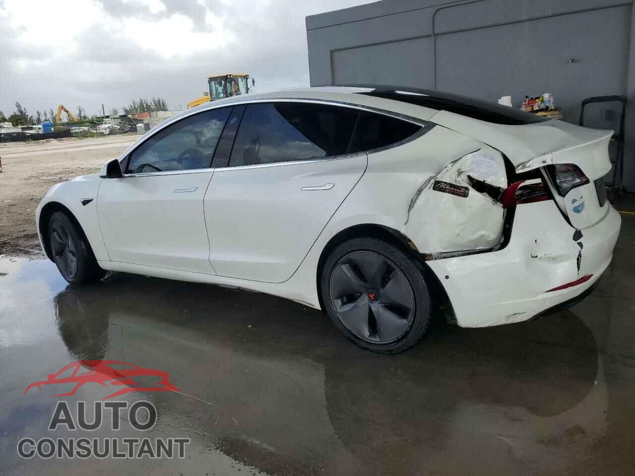 TESLA MODEL 3 2019 - 5YJ3E1EA1KF483749