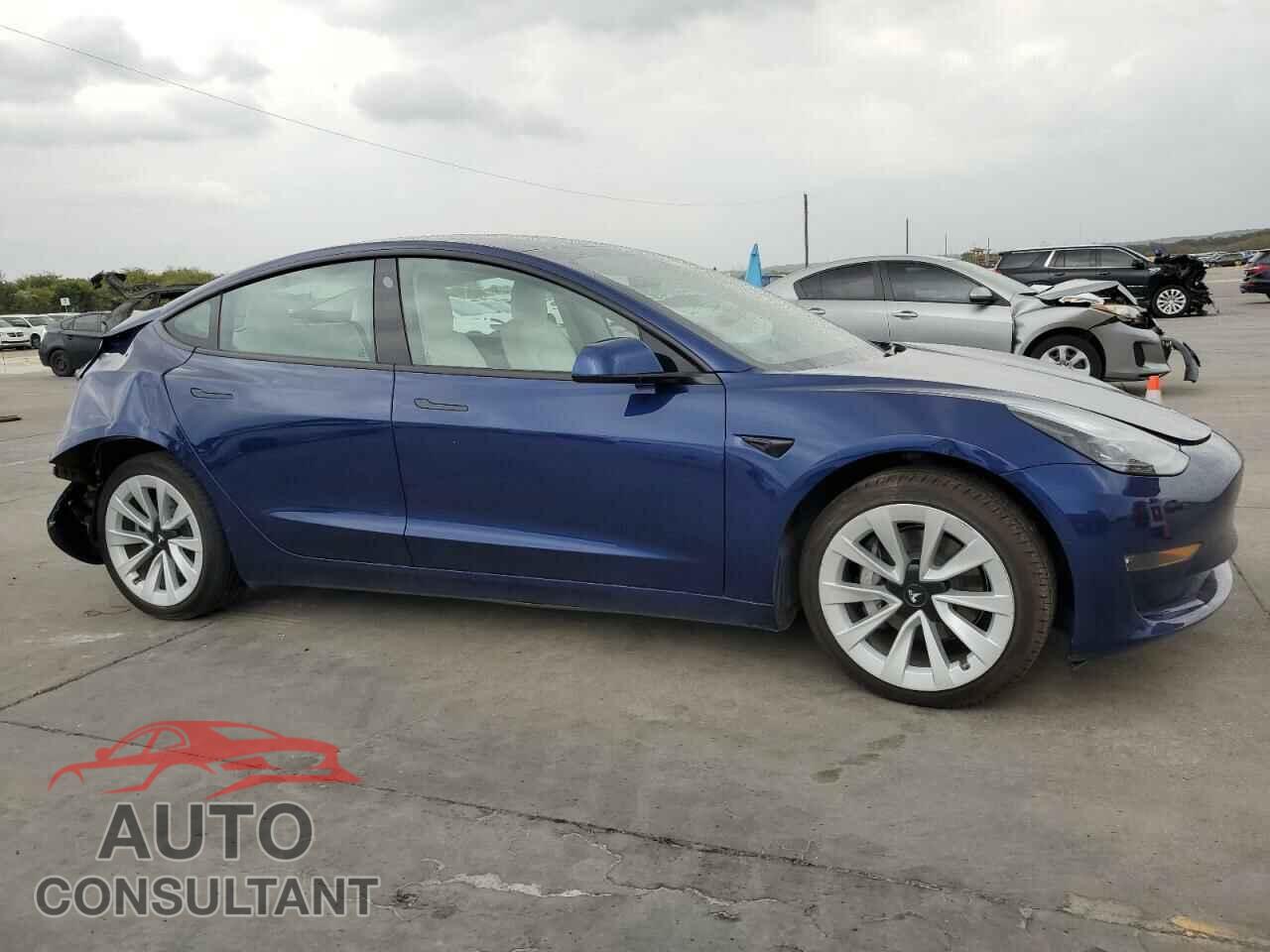 TESLA MODEL 3 2022 - 5YJ3E1EB6NF152680