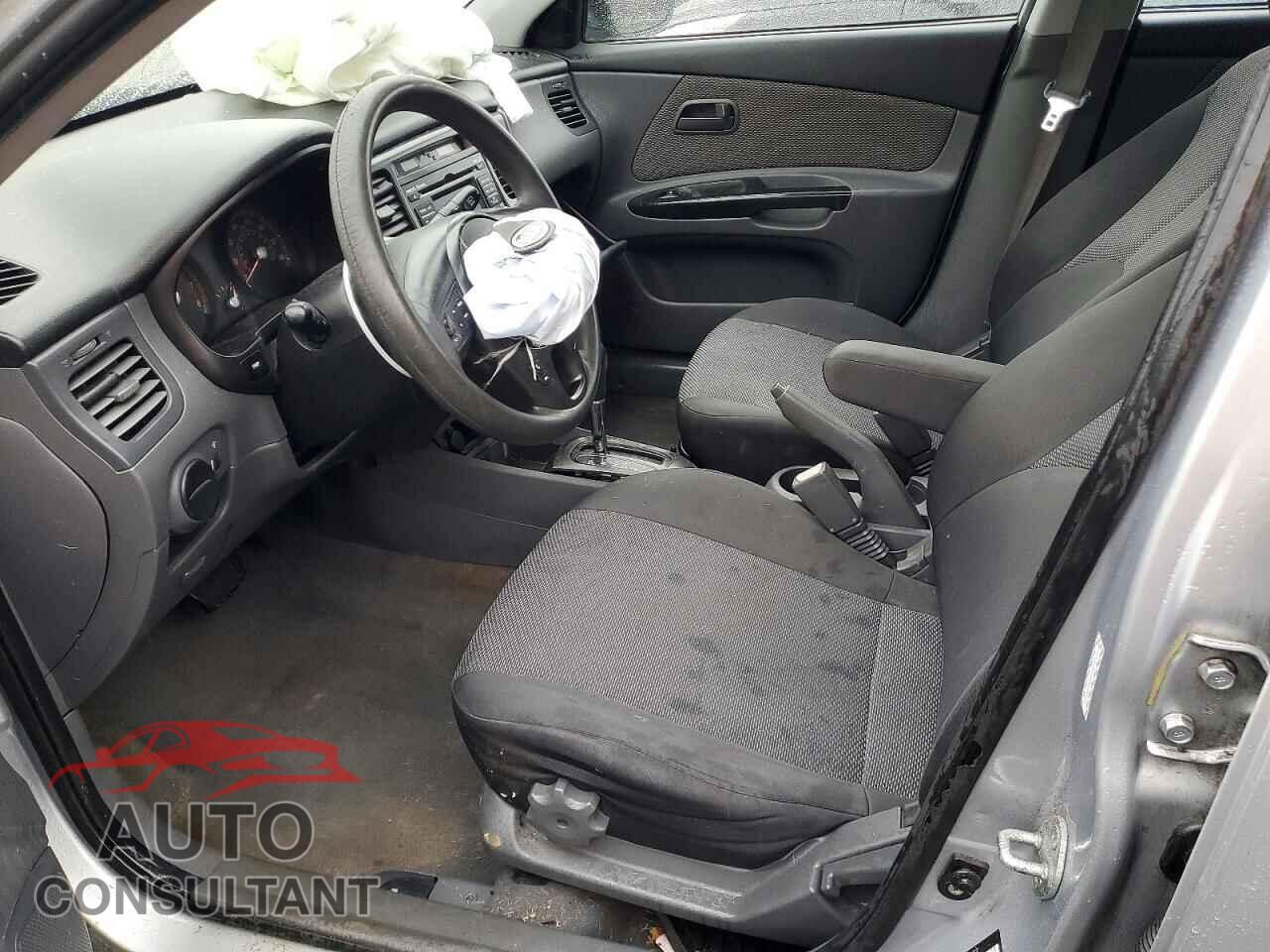 KIA RIO 2011 - KNADH5A30B6768252