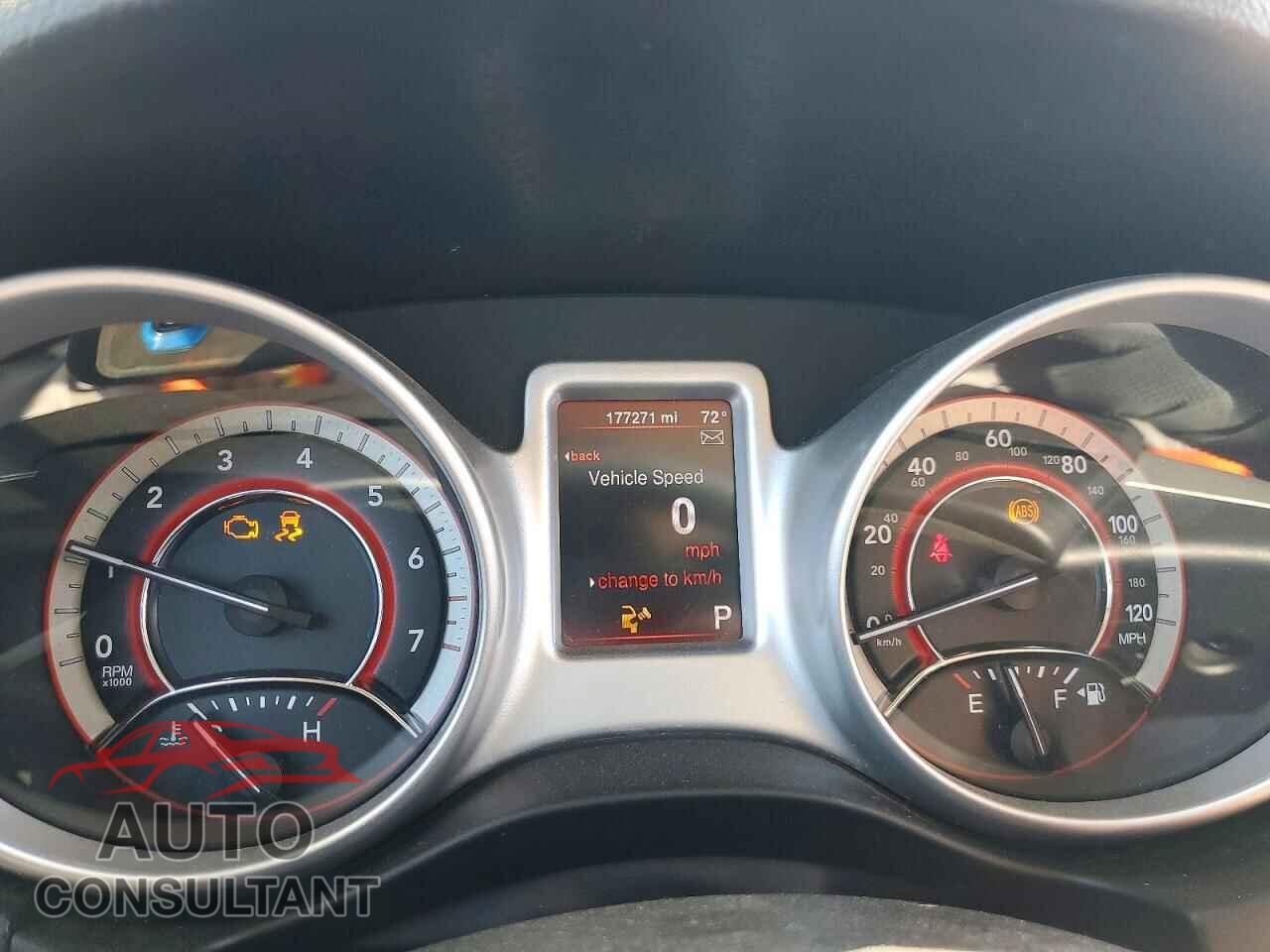 DODGE JOURNEY 2013 - 3C4PDCAB4DT555739