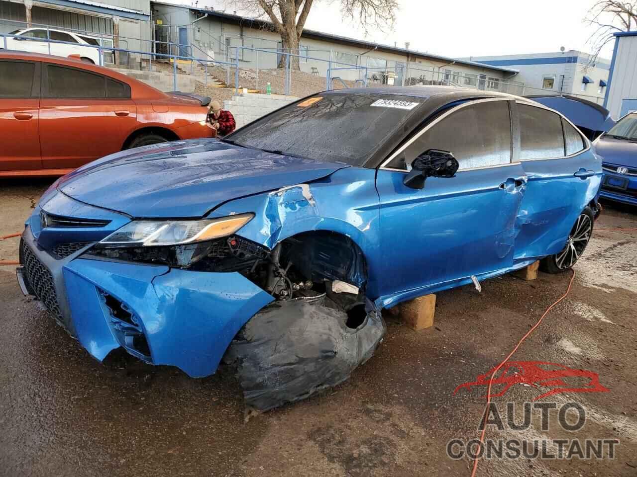 TOYOTA CAMRY 2019 - 4T1B11HK1KU243647