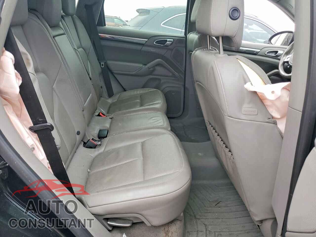 PORSCHE CAYENNE 2013 - WP1AB2A21DLA84651