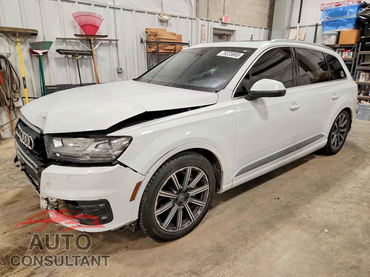 AUDI Q7 2017 - WA1VABF71HD025037